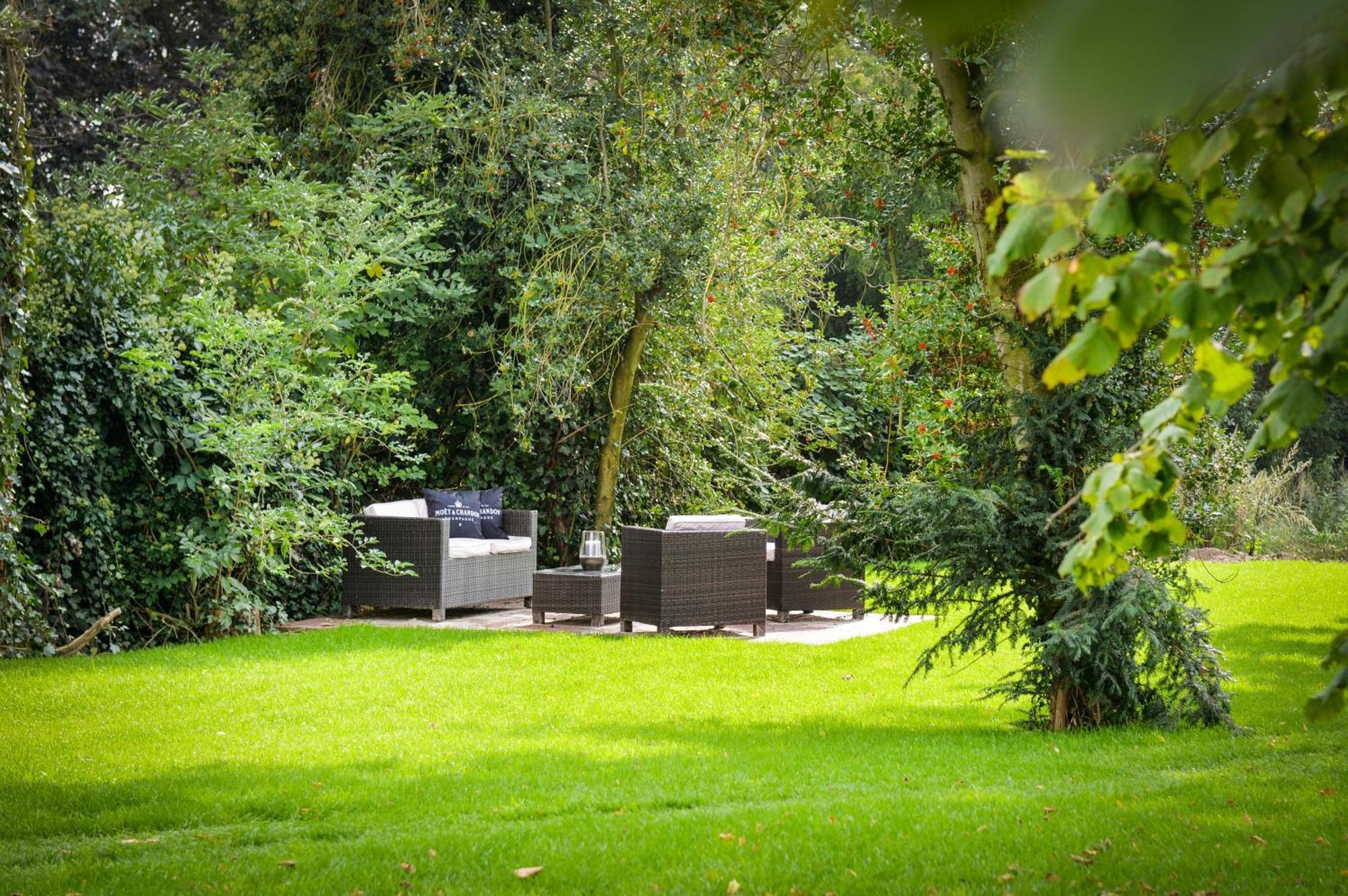 Insel-Apartment Im Herrenhaus Rheinblick Xanten Exteriör bild